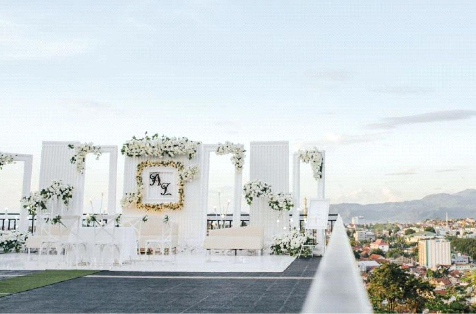 Holiday Inn Lampung Bukit Randu By Ihg Bandar Lampung Exterior photo