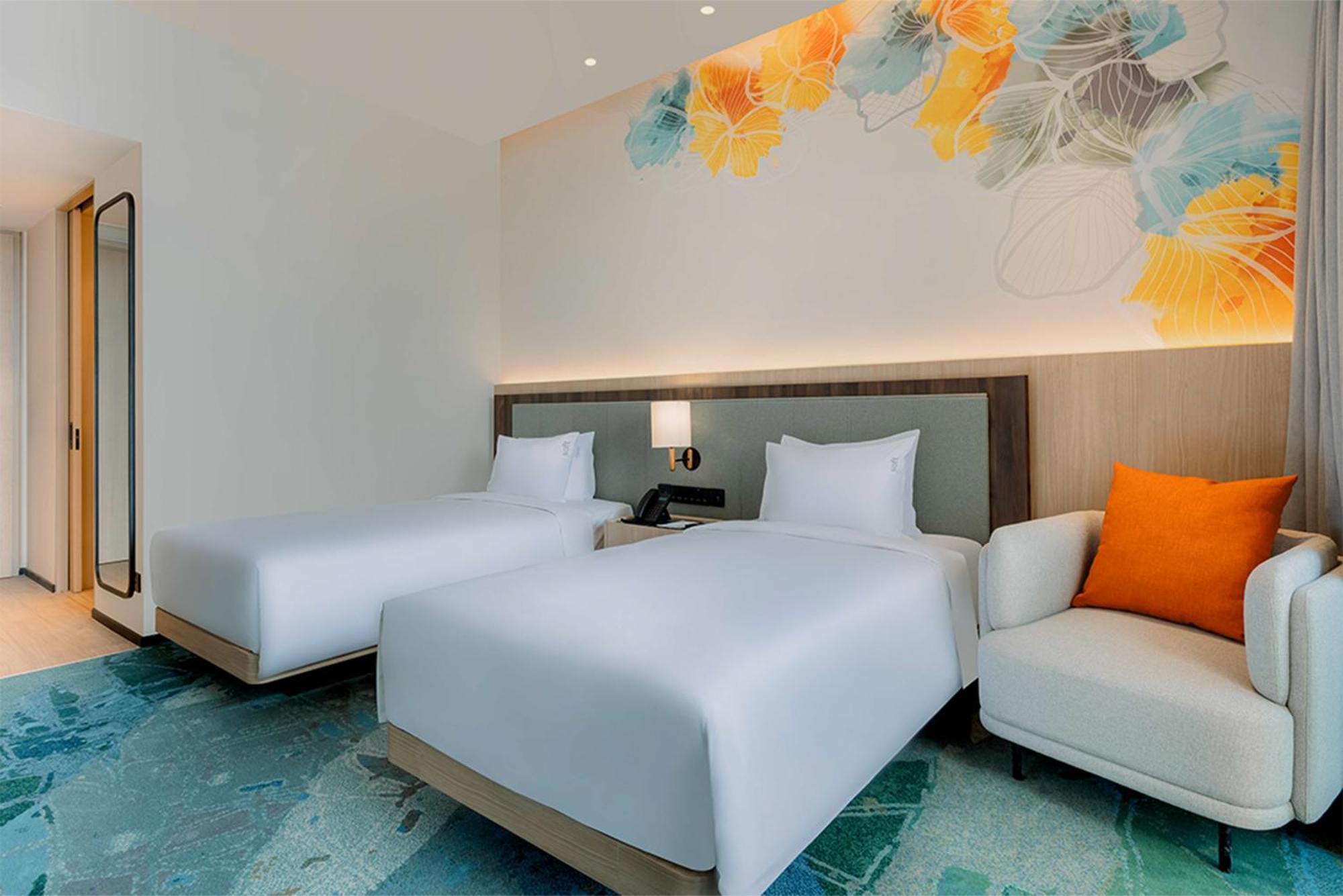 Holiday Inn Lampung Bukit Randu By Ihg Bandar Lampung Exterior photo